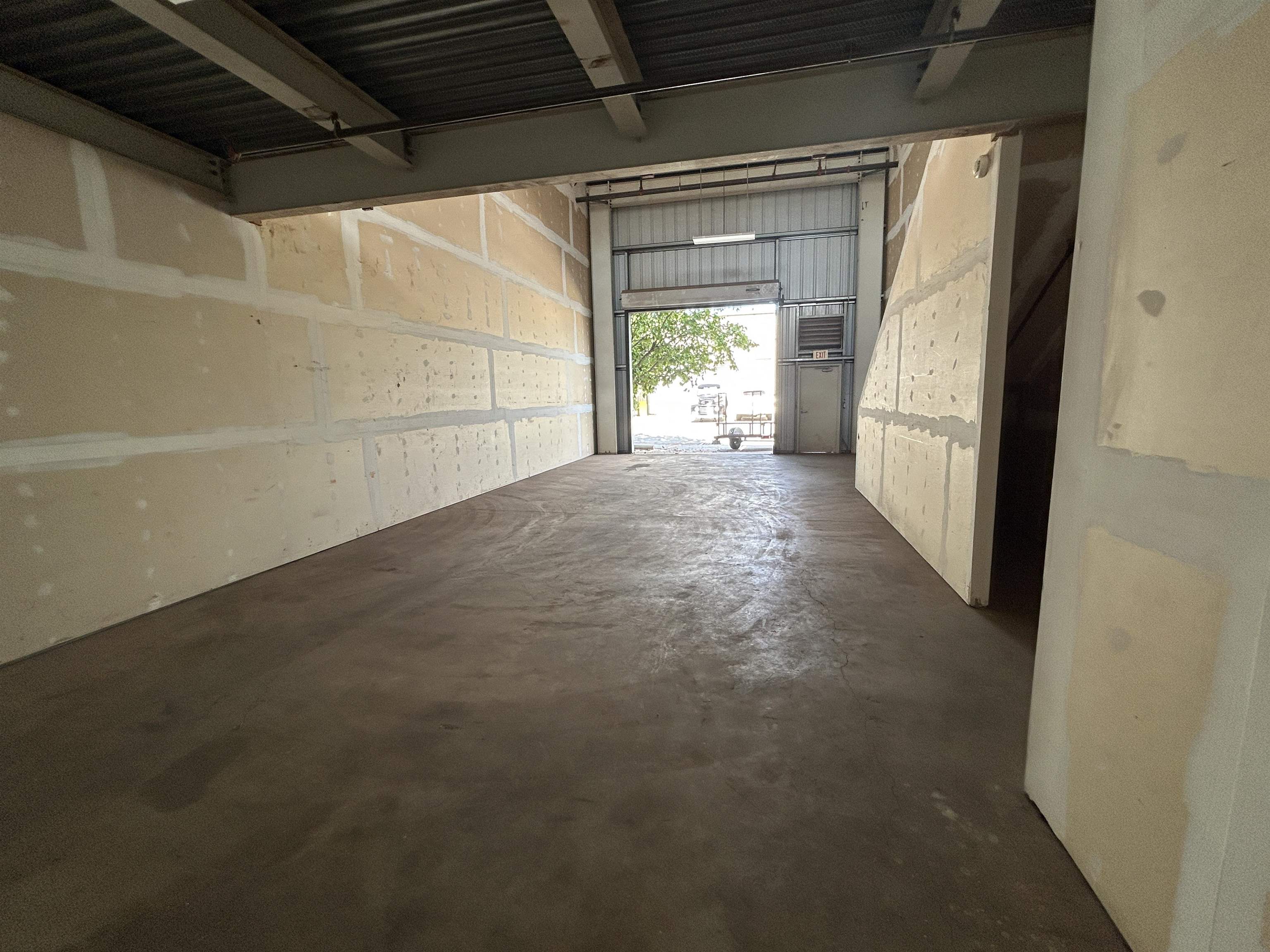 178 Kupuohi St Unit: B106