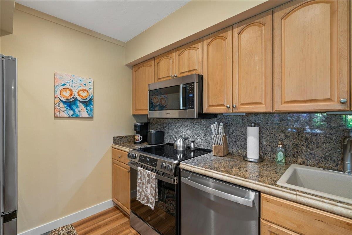 3788 Lower Honoapiilani Rd Unit: G101