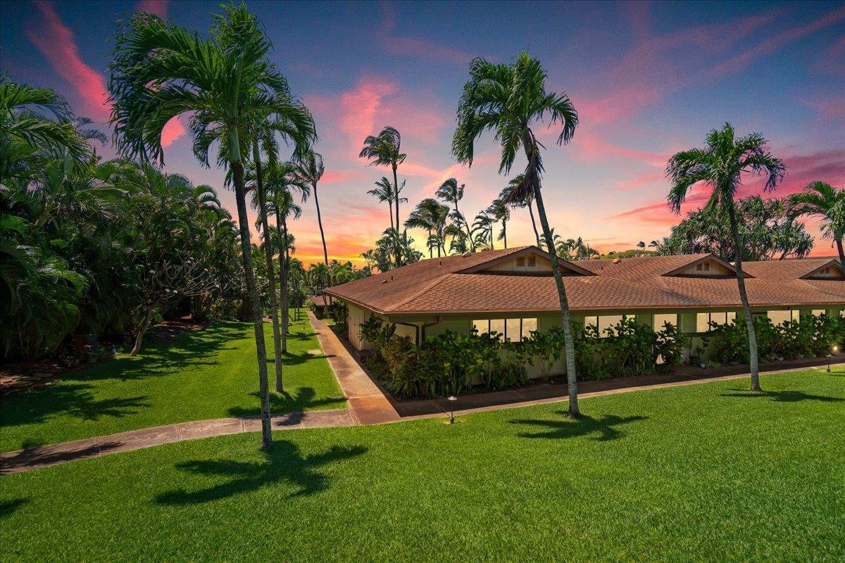 3788 Lower Honoapiilani Rd Unit: G101