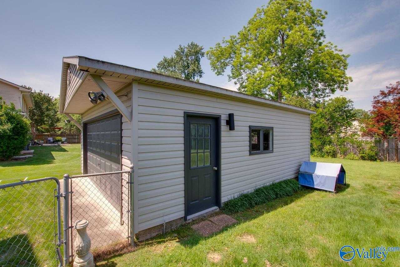 815 SE Mira Vista Drive SE