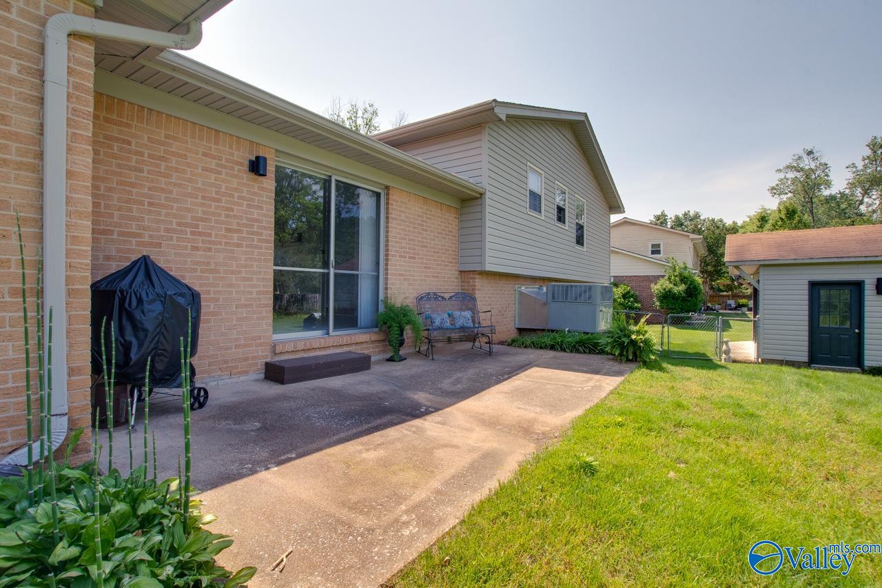 815 SE Mira Vista Drive SE