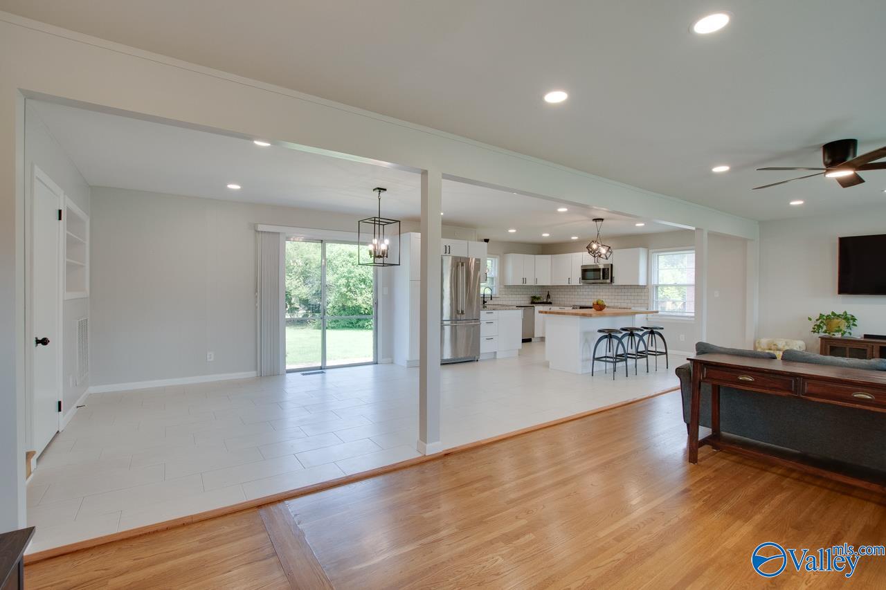 815 SE Mira Vista Drive SE
