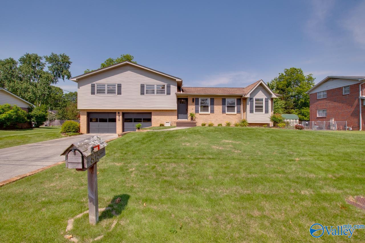 815 SE Mira Vista Drive SE