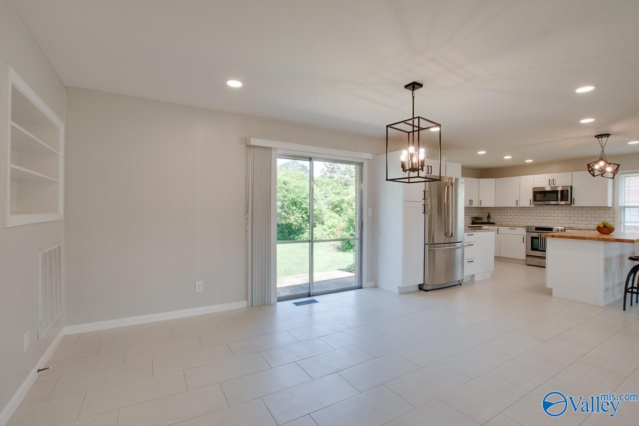 815 SE Mira Vista Drive SE