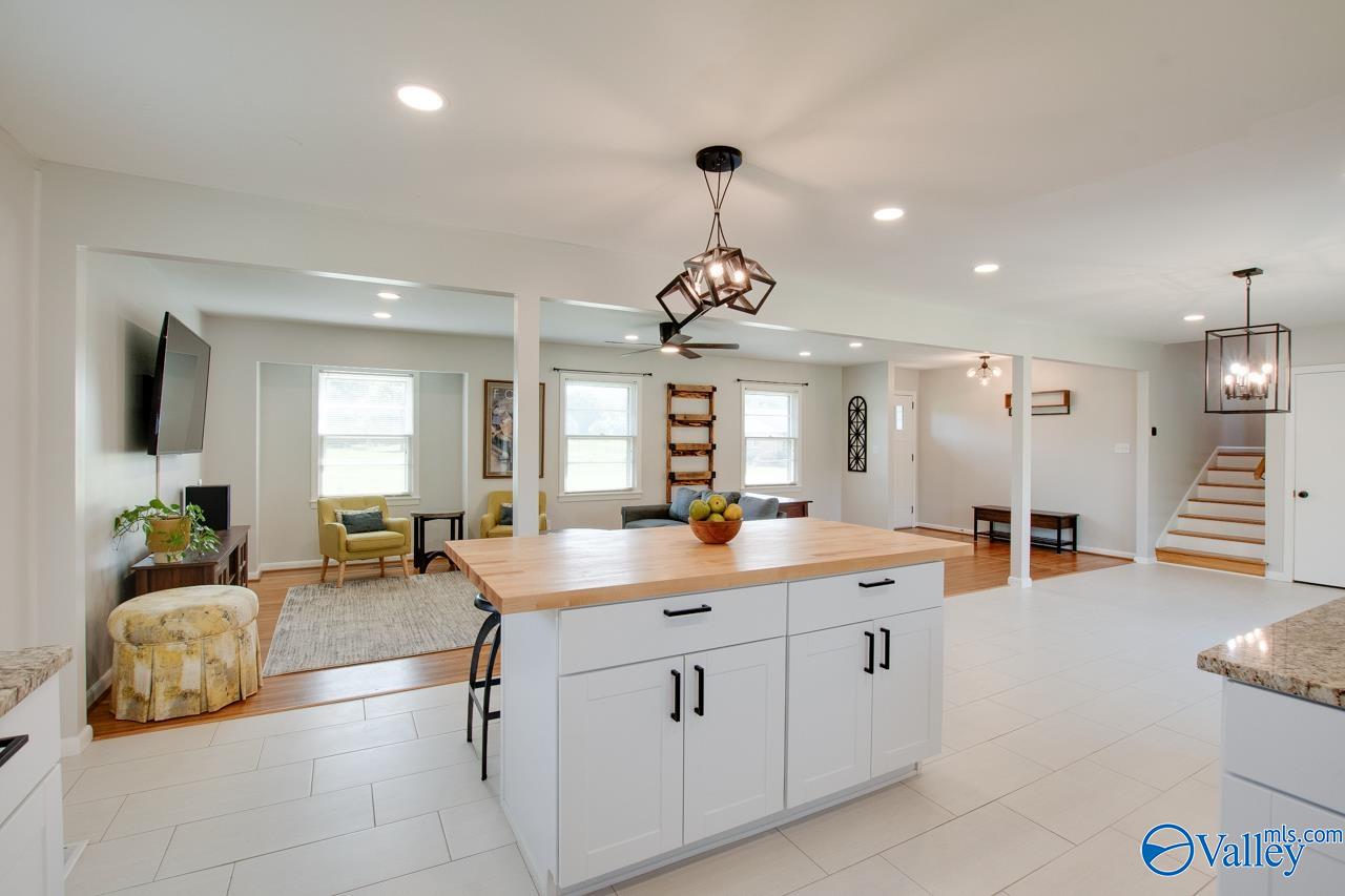 815 SE Mira Vista Drive SE