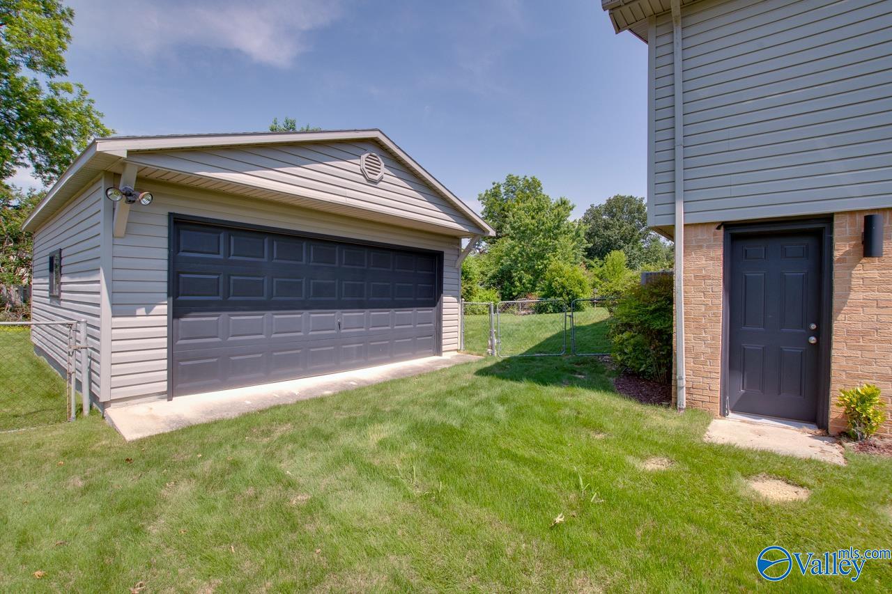 815 SE Mira Vista Drive SE