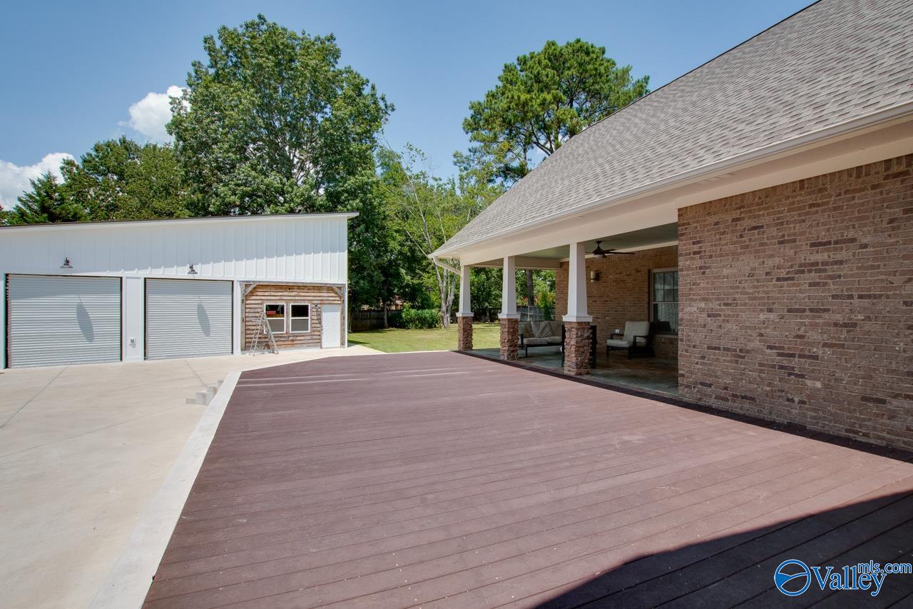 819 Mira Vista Drive SE