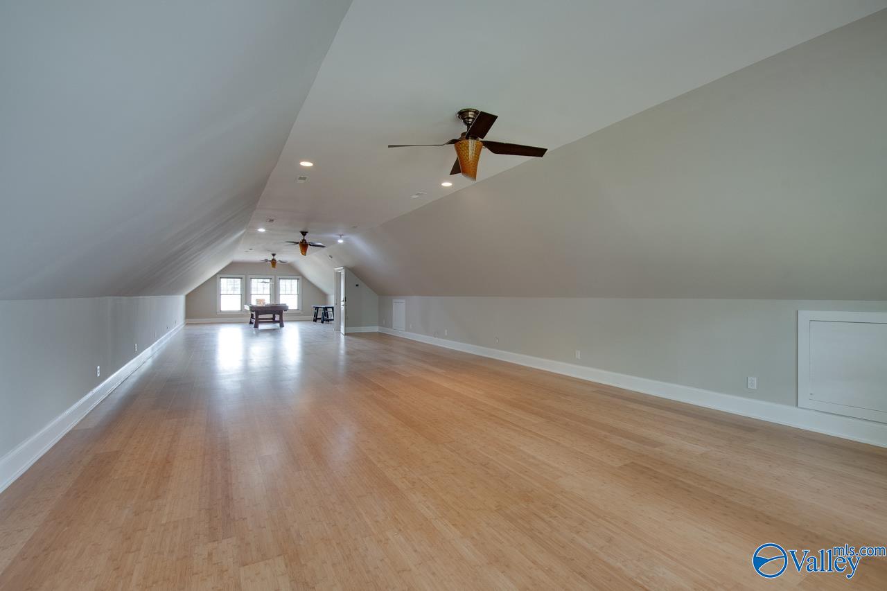 819 Mira Vista Drive SE