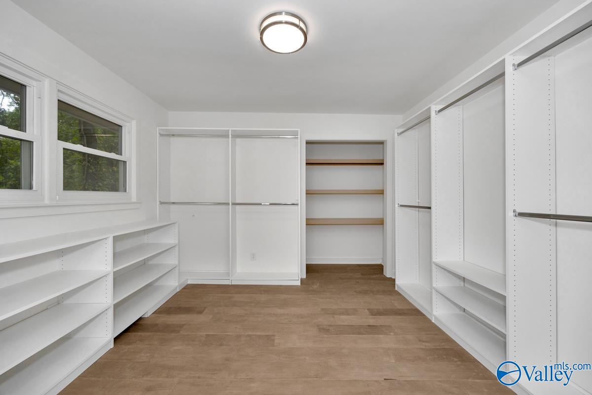 1005 Brook Ridge Circle