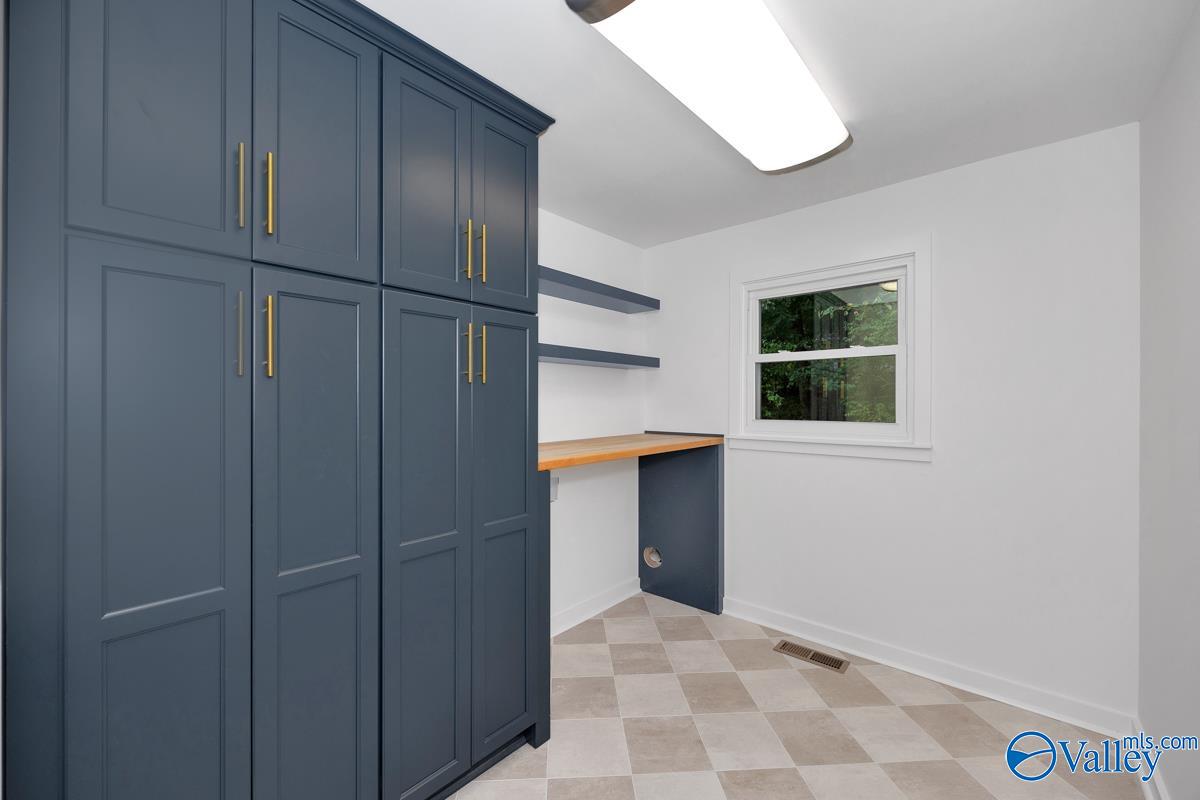 1005 Brook Ridge Circle