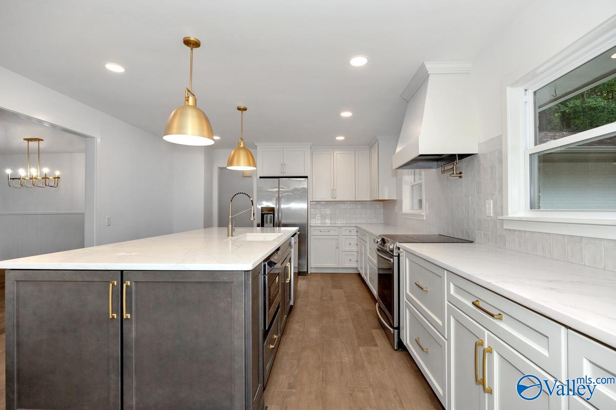 1005 Brook Ridge Circle