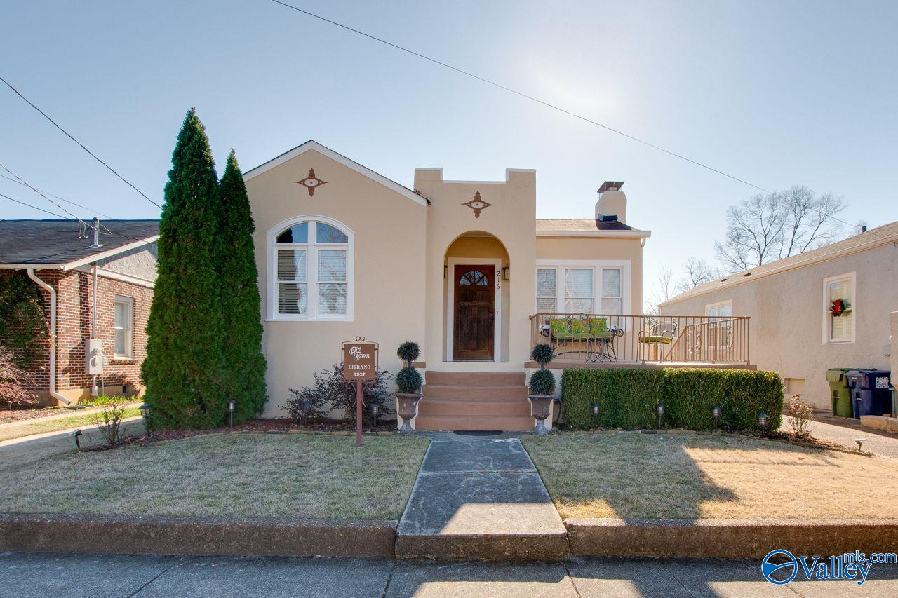 216 Walker Avenue NE