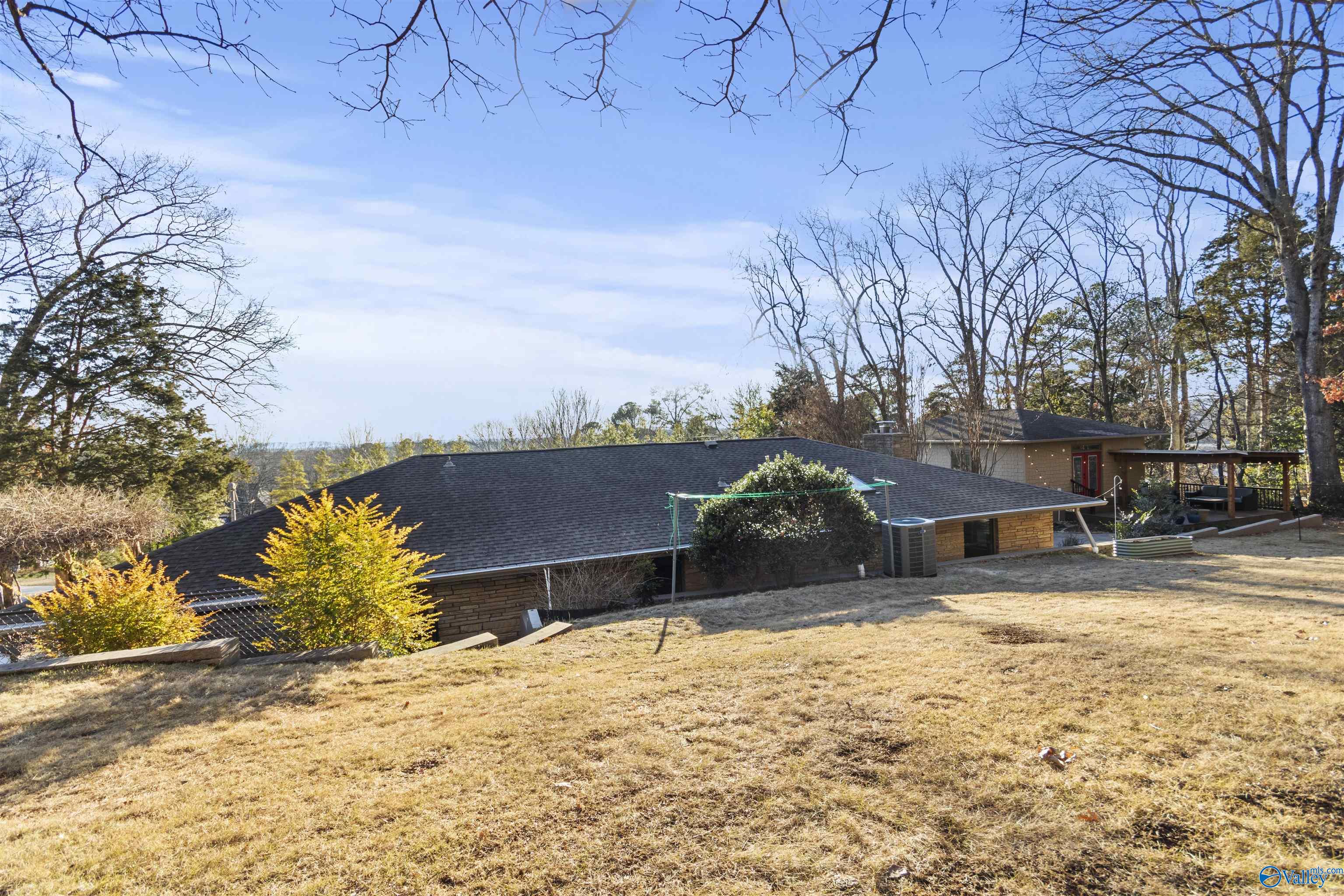 305 Four Mile Post Road SE