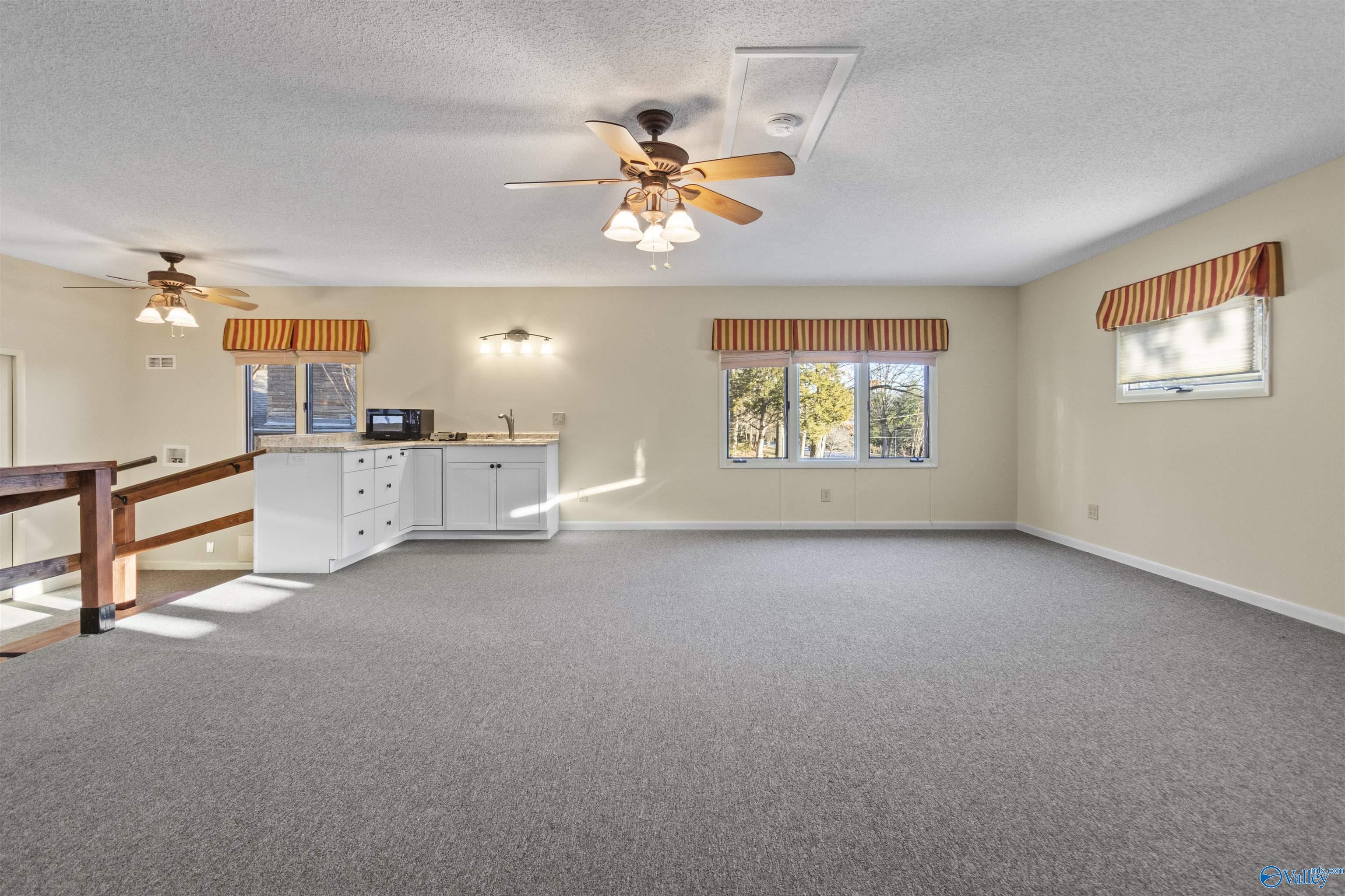305 Four Mile Post Road SE