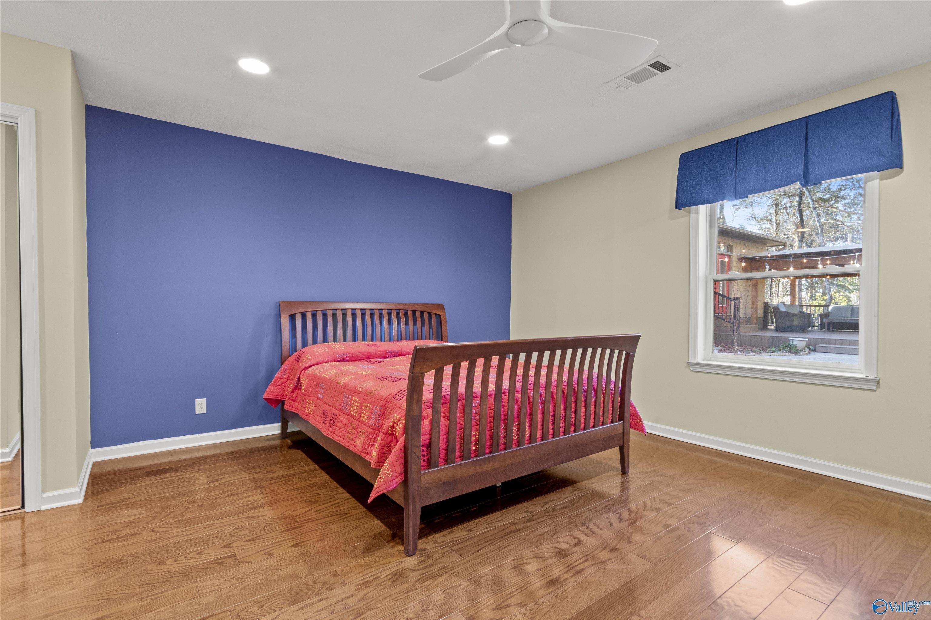 305 Four Mile Post Road SE