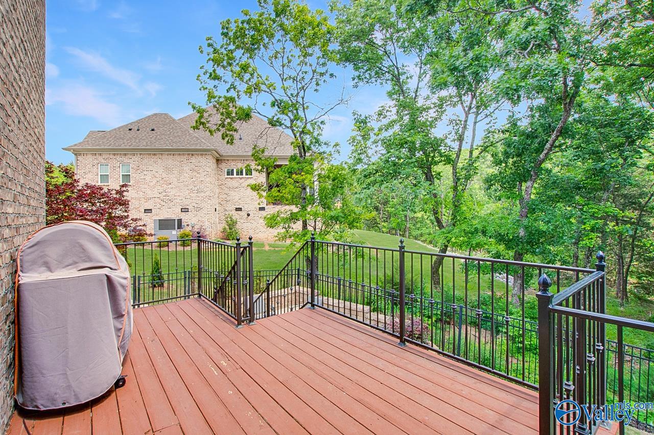 2833 High Mountain Road NE