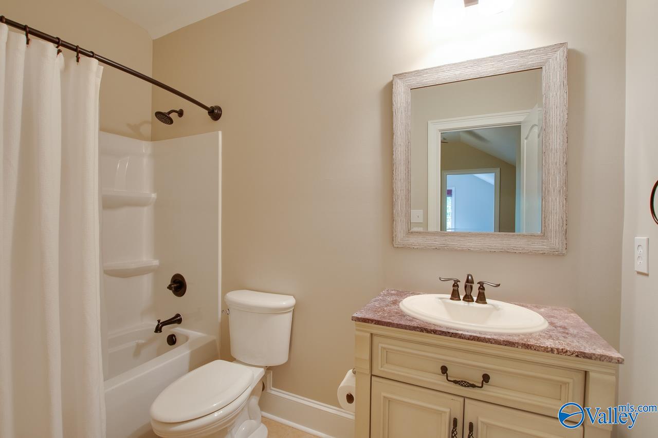 2833 High Mountain Road NE