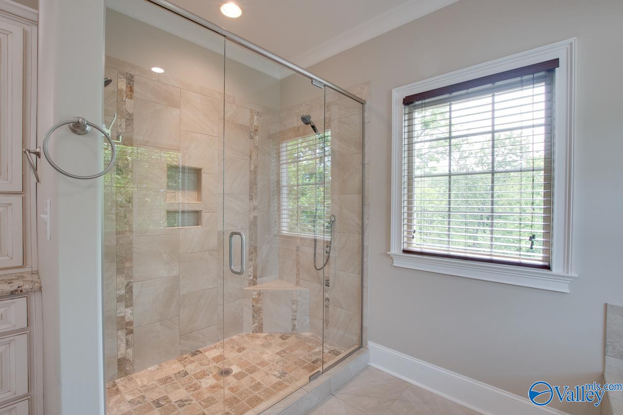 2833 High Mountain Road NE