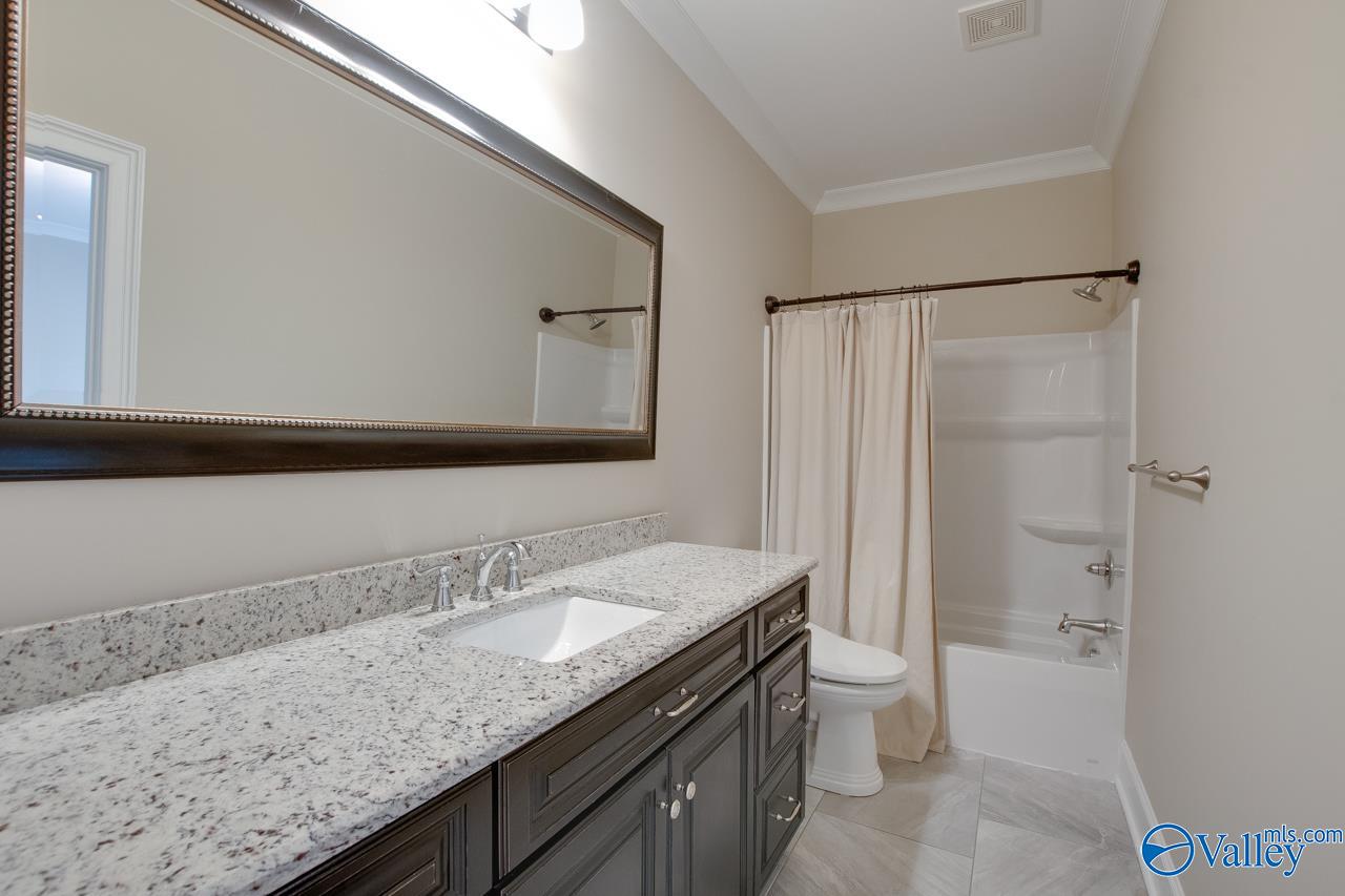 2833 High Mountain Road NE