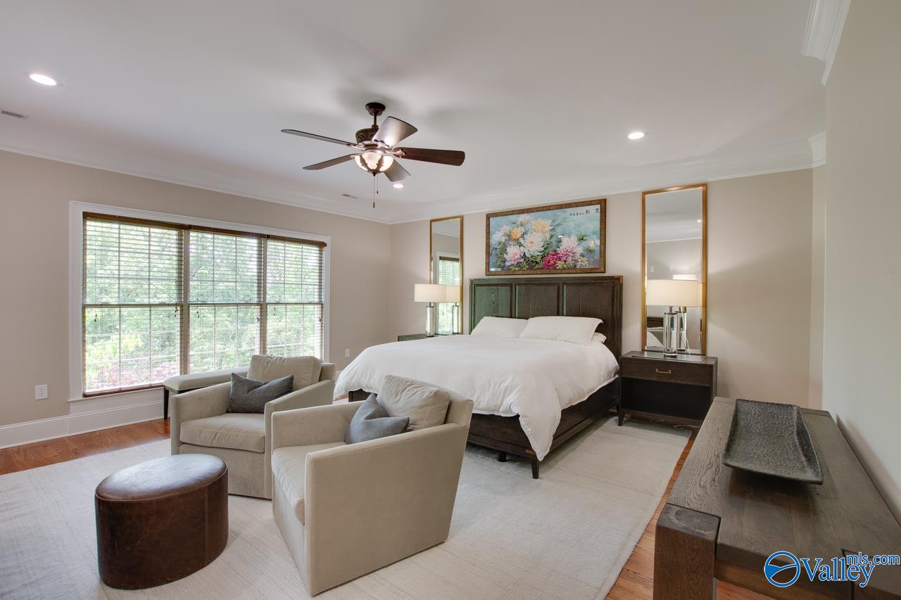 2833 High Mountain Road NE