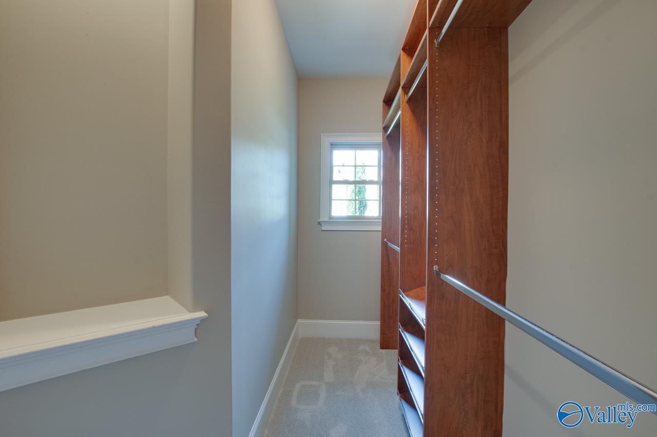 2833 High Mountain Road NE