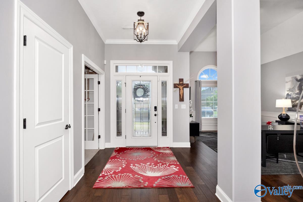 919 Binding Branch NW
