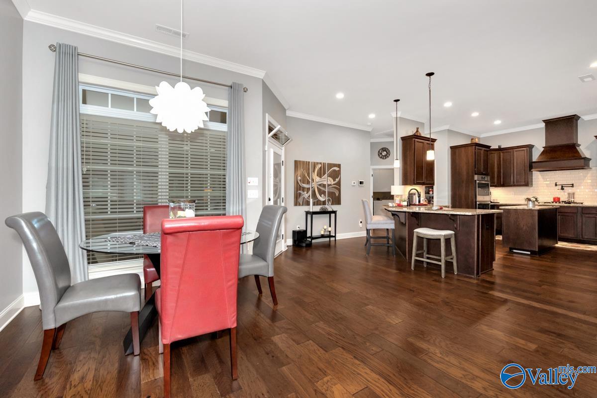 919 Binding Branch NW