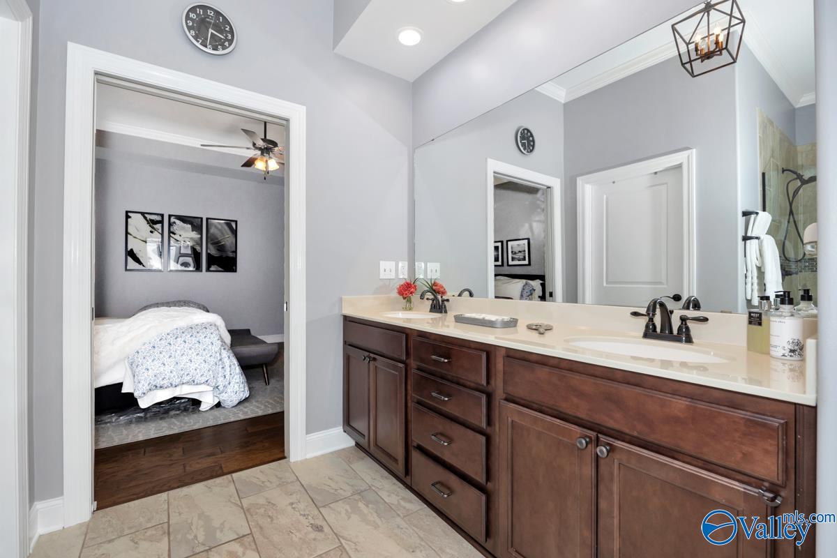 919 Binding Branch NW