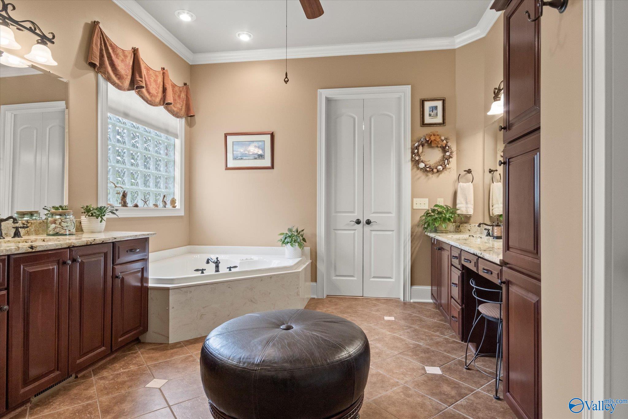 2960 High Mountain Road