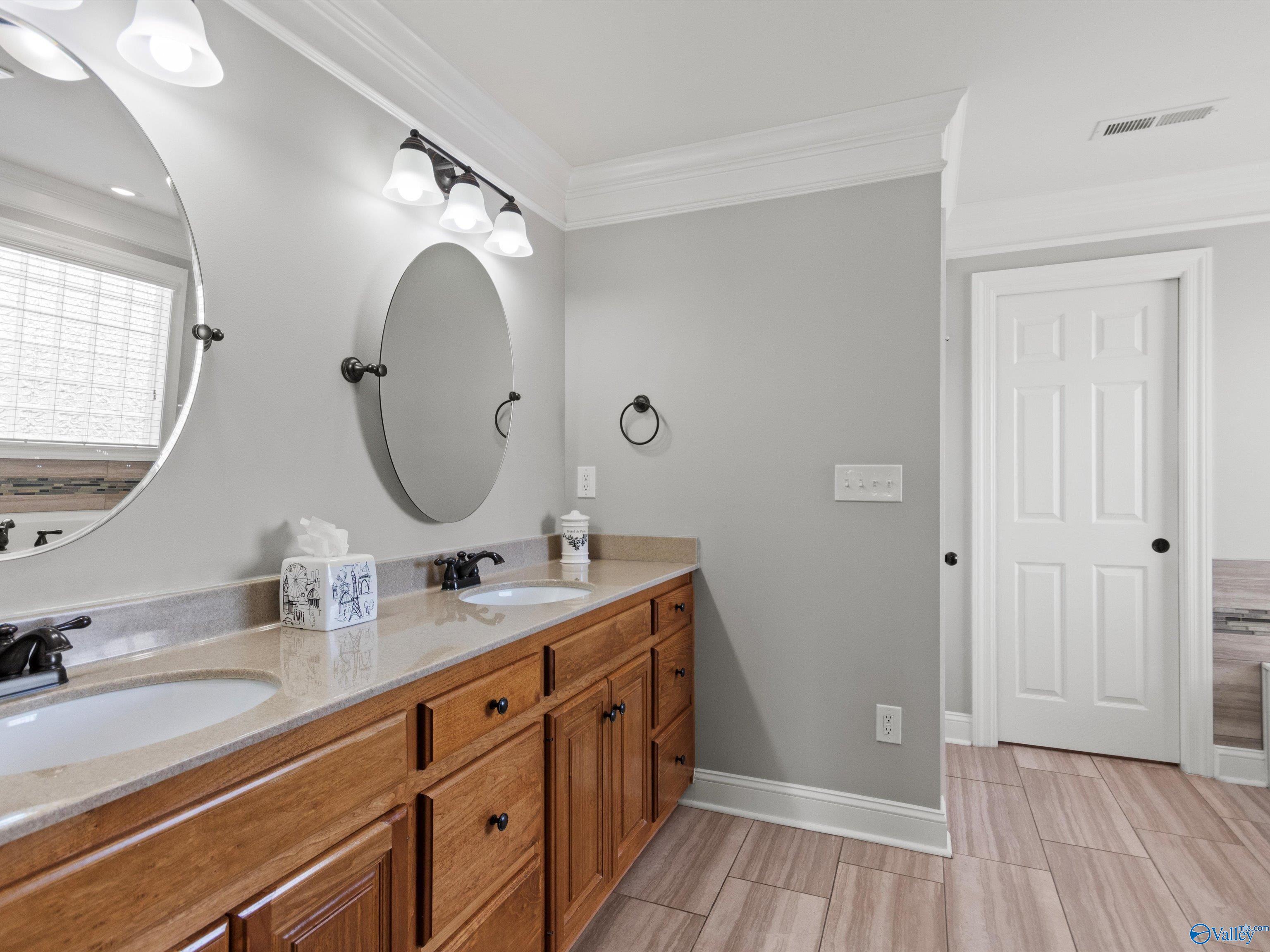 9 America Holly Circle SW