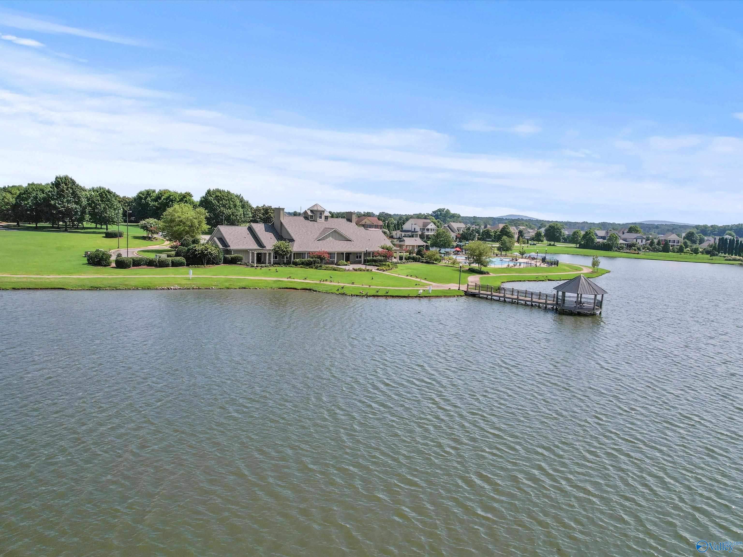 9 America Holly Circle SW