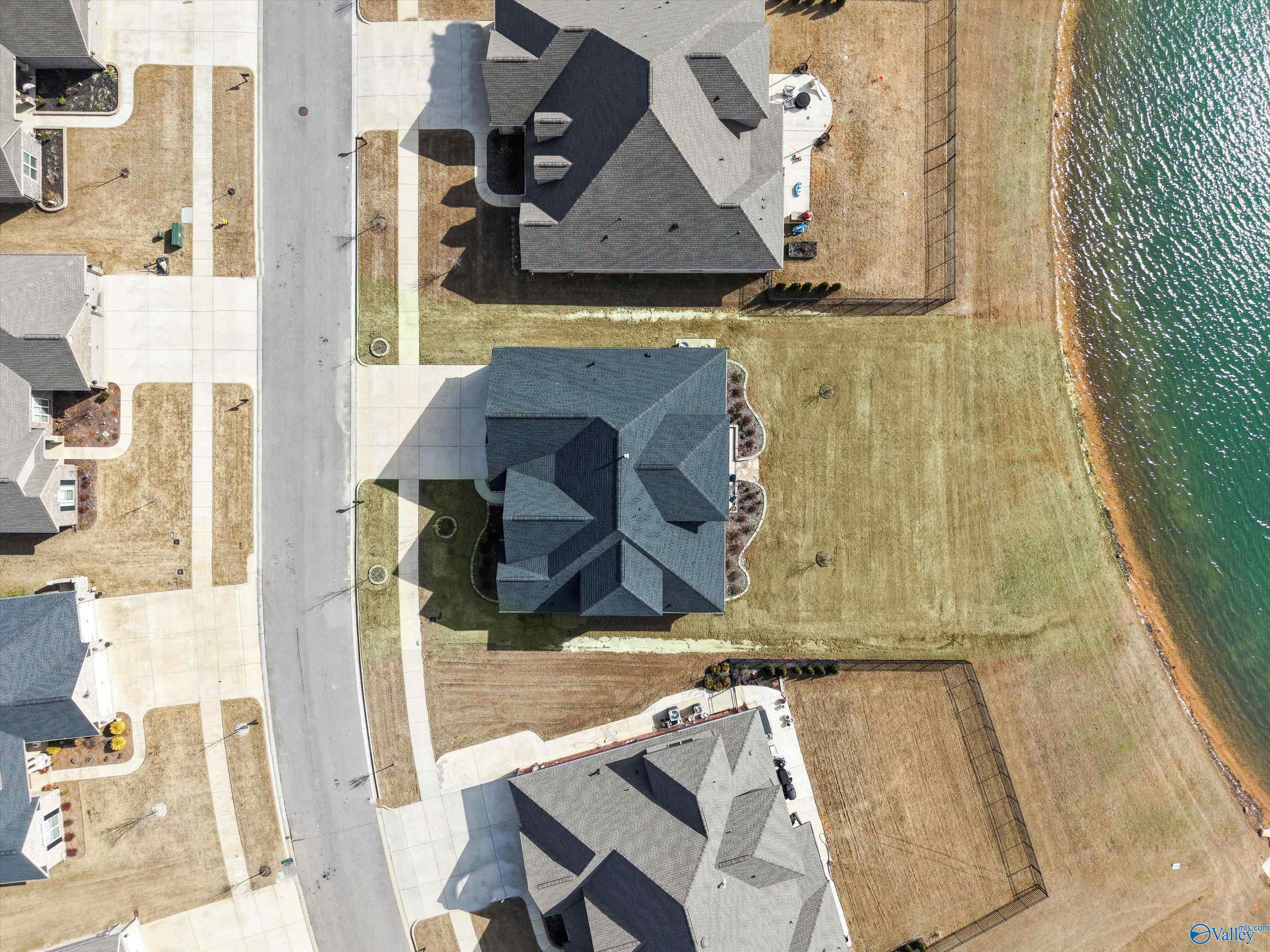 7539 Flint Crossing Circle