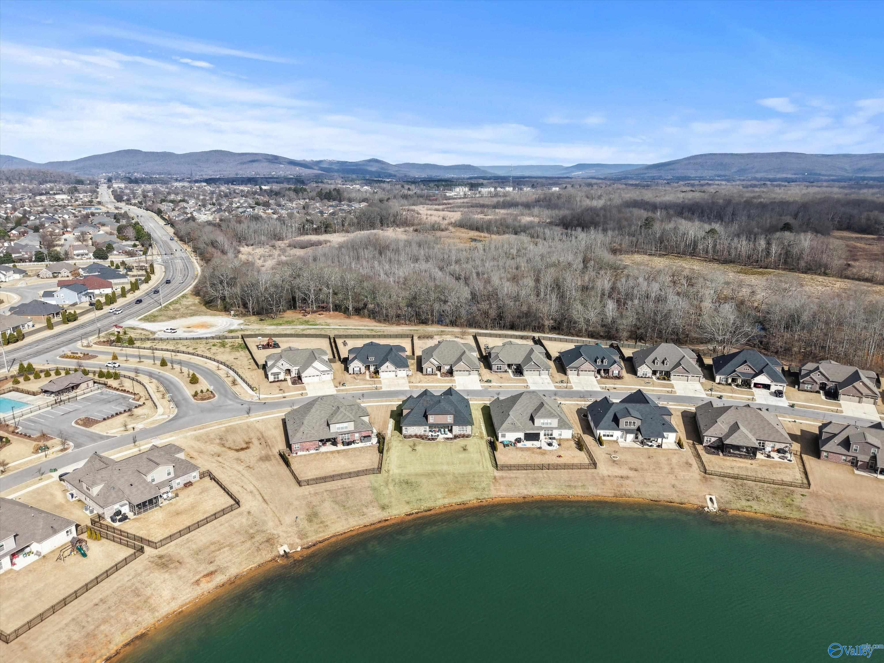 7539 Flint Crossing Circle