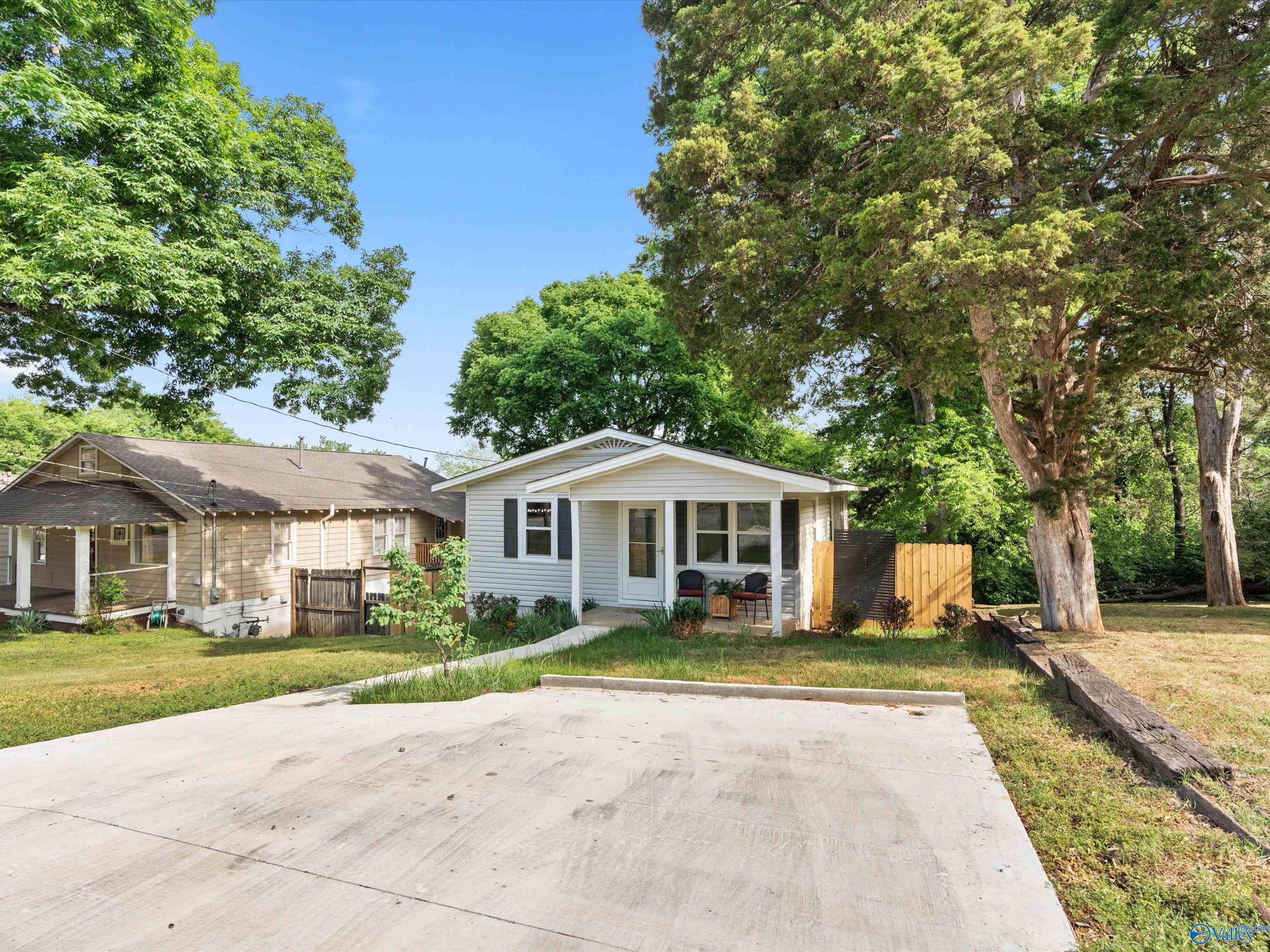 1409 Highland Avenue SE