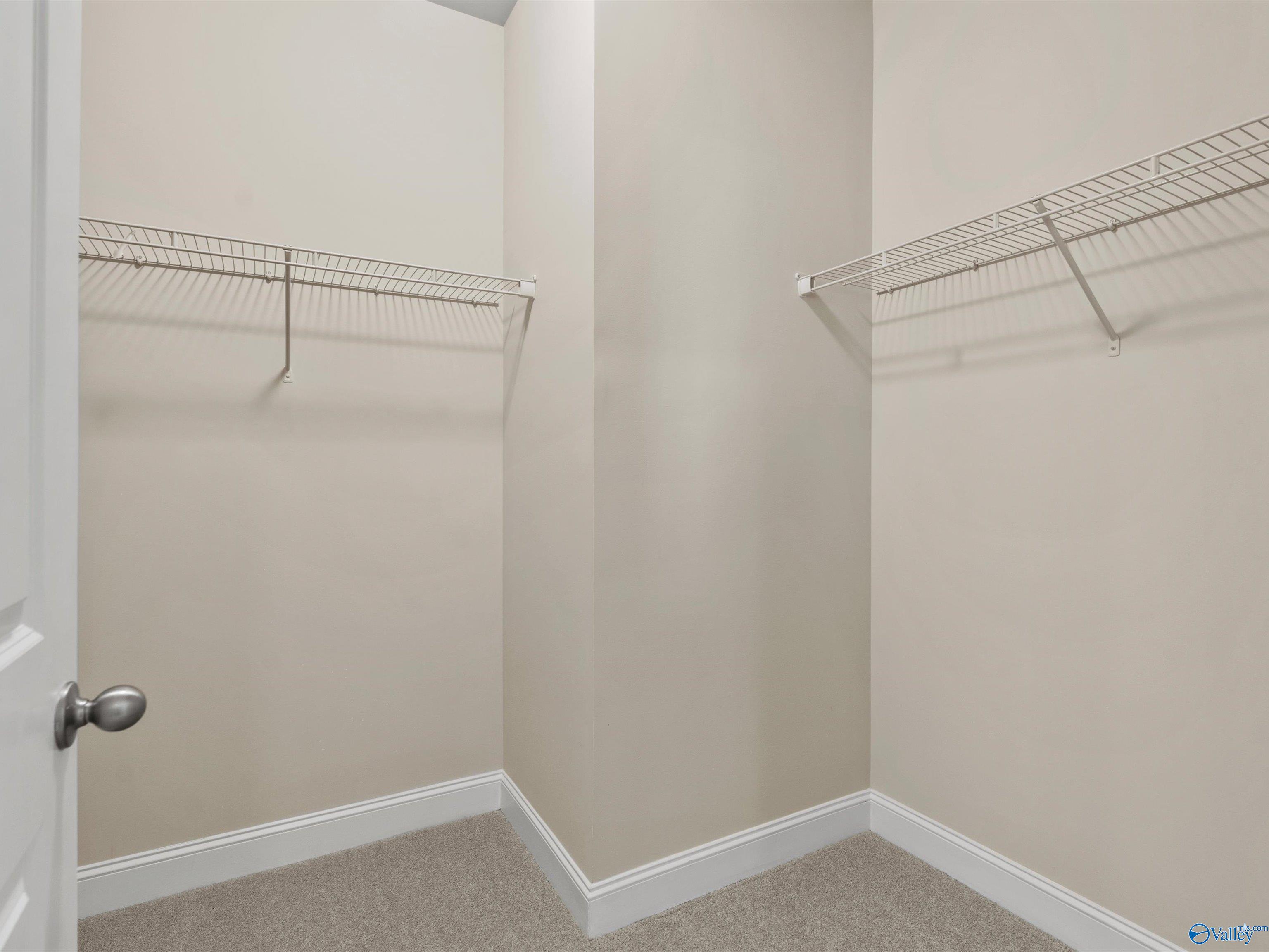 211 Hilltop Ridge Drive