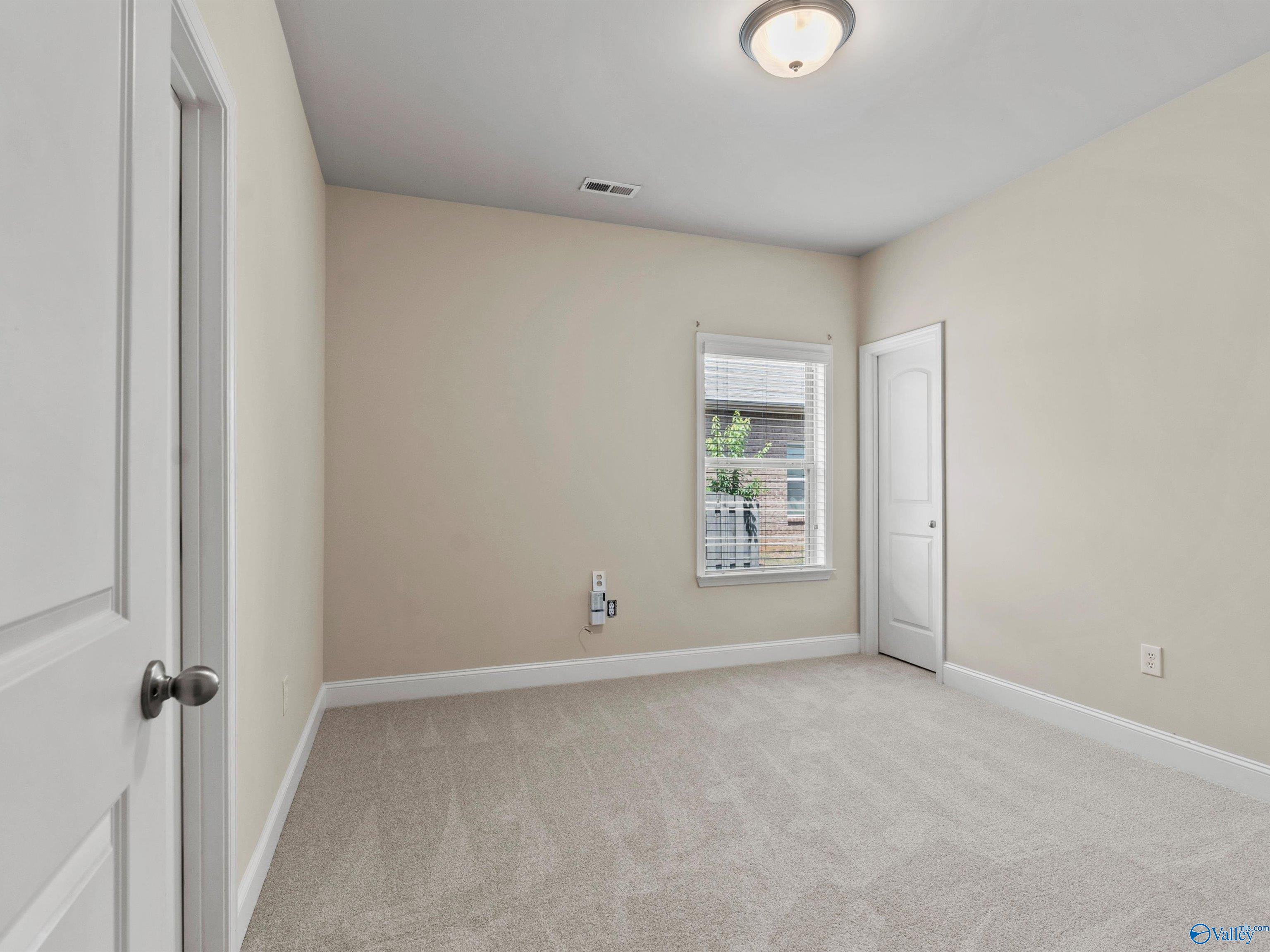 211 Hilltop Ridge Drive