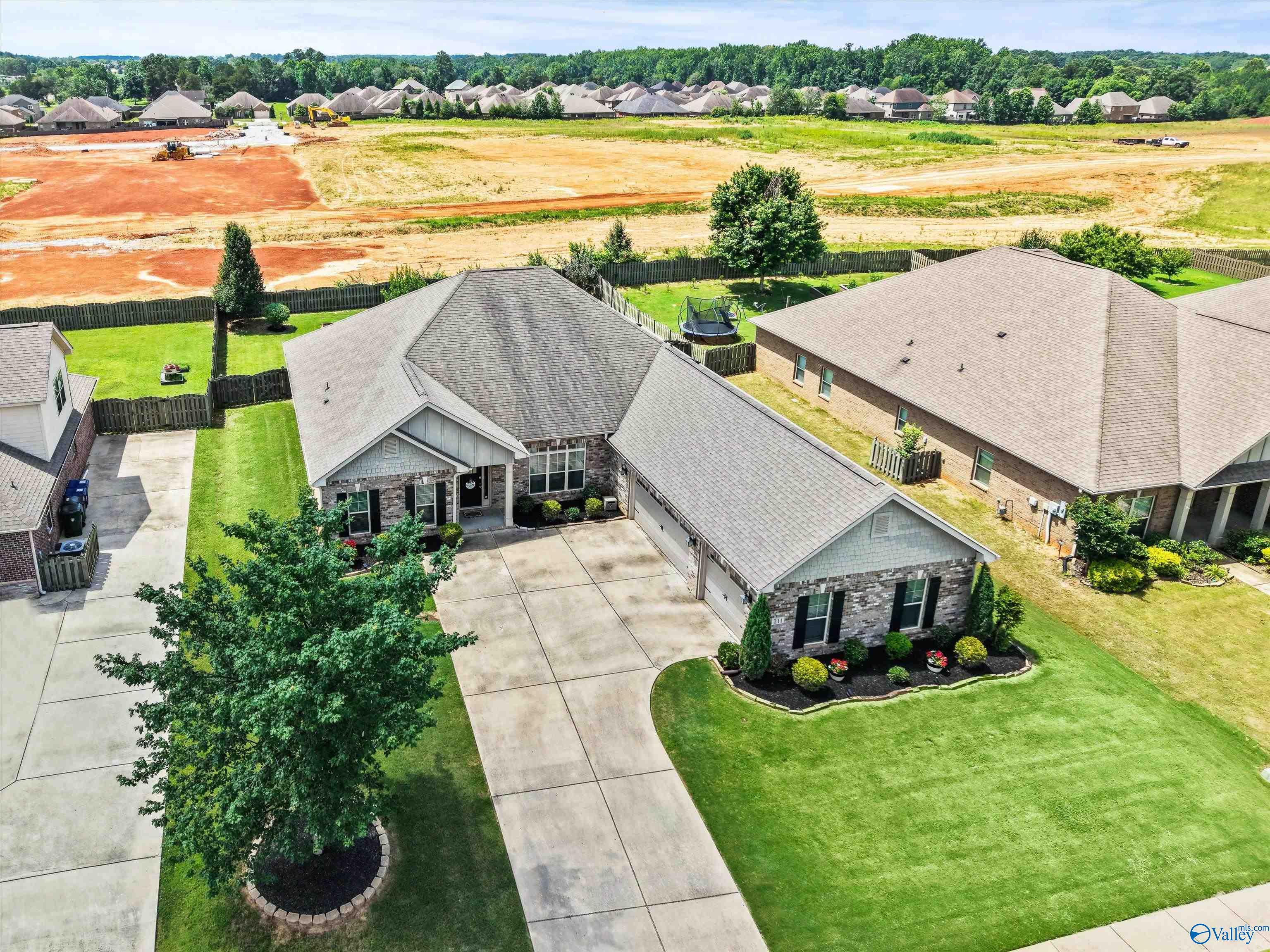 211 Hilltop Ridge Drive