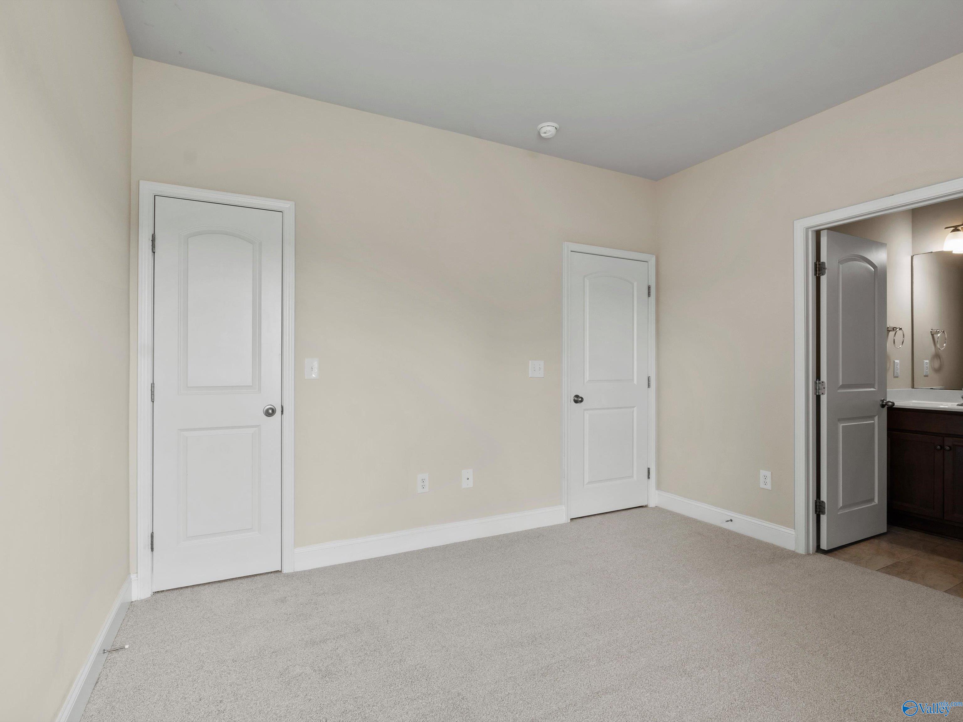 211 Hilltop Ridge Drive