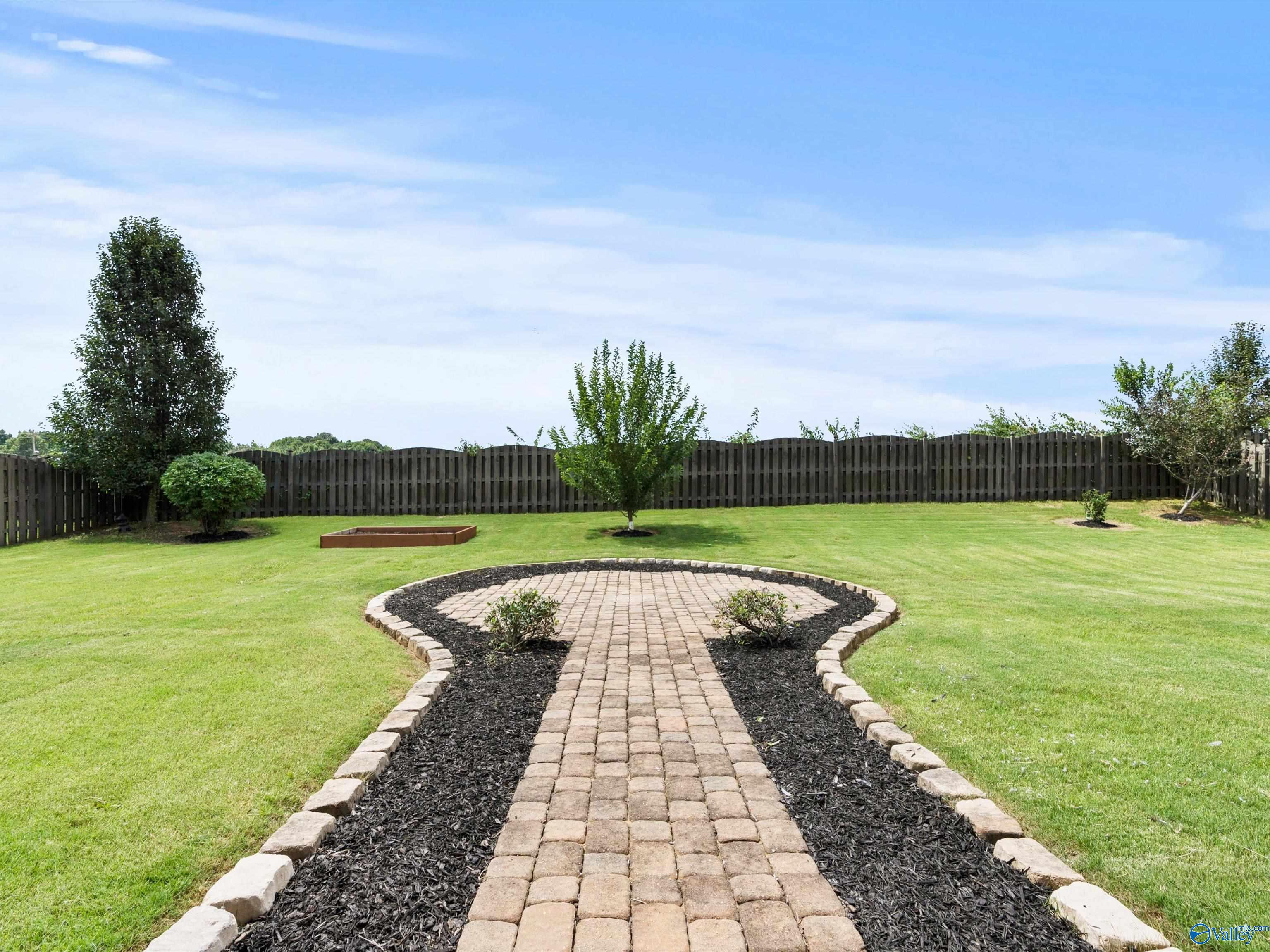 211 Hilltop Ridge Drive