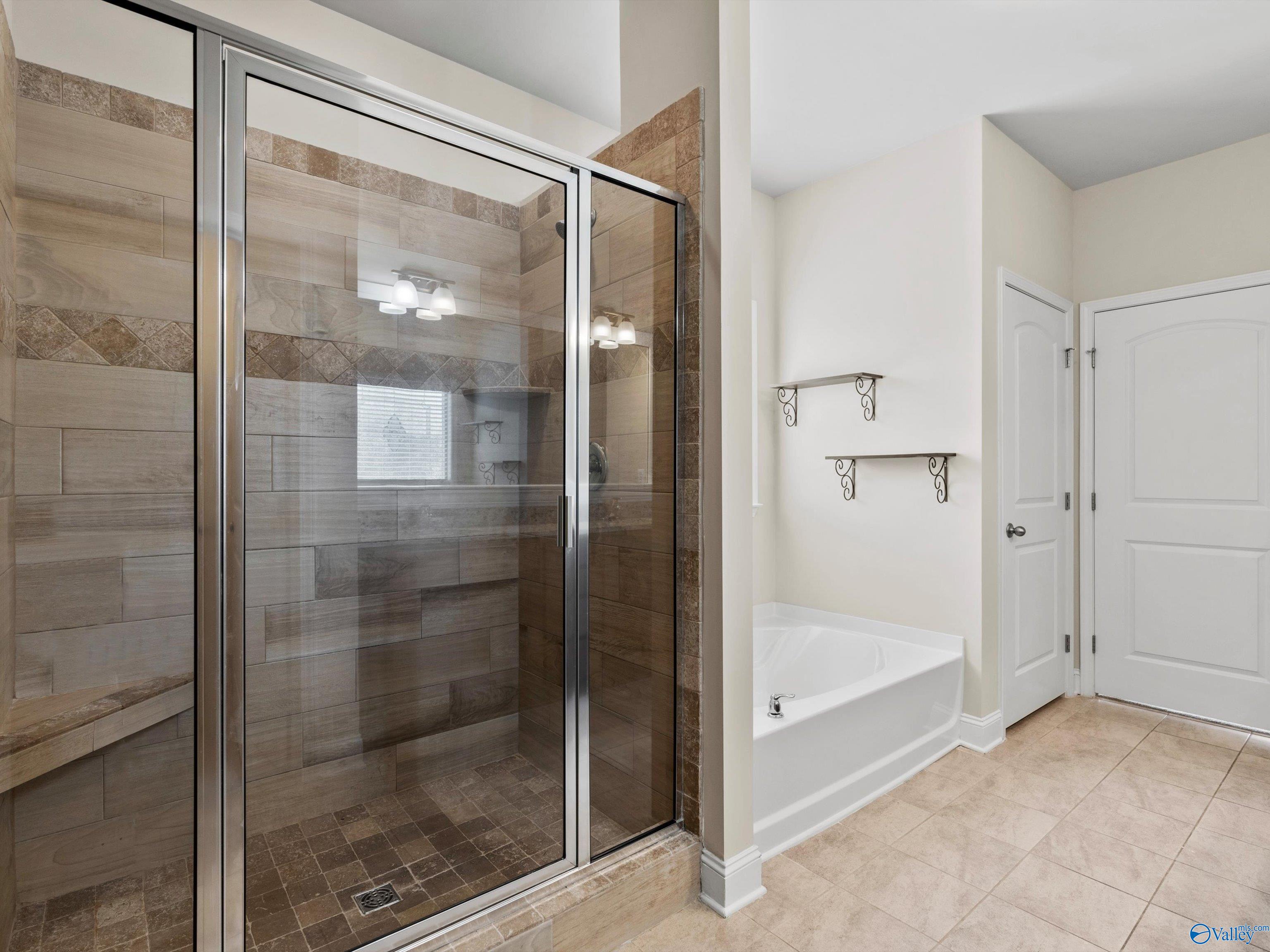 211 Hilltop Ridge Drive