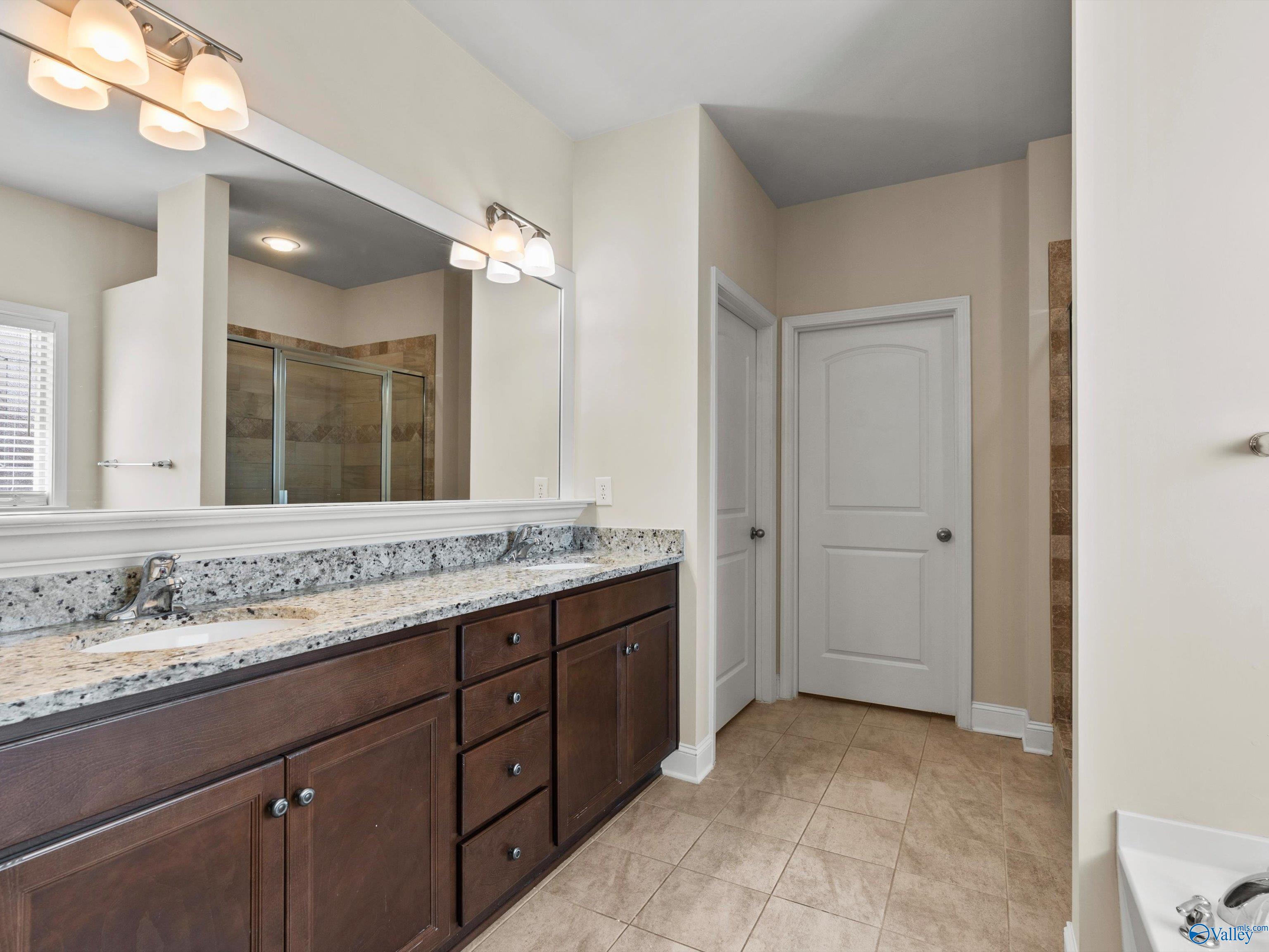 211 Hilltop Ridge Drive