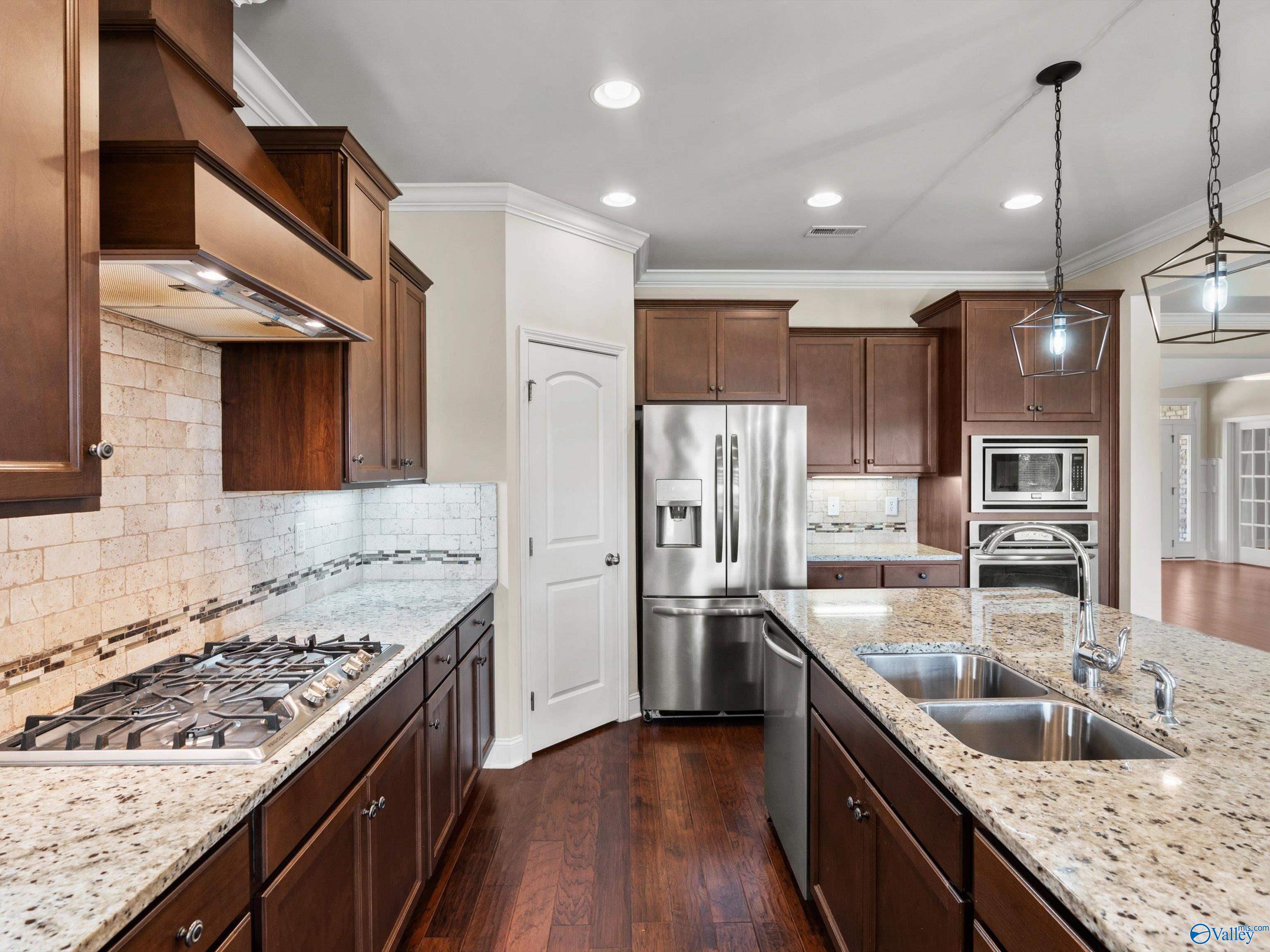 211 Hilltop Ridge Drive