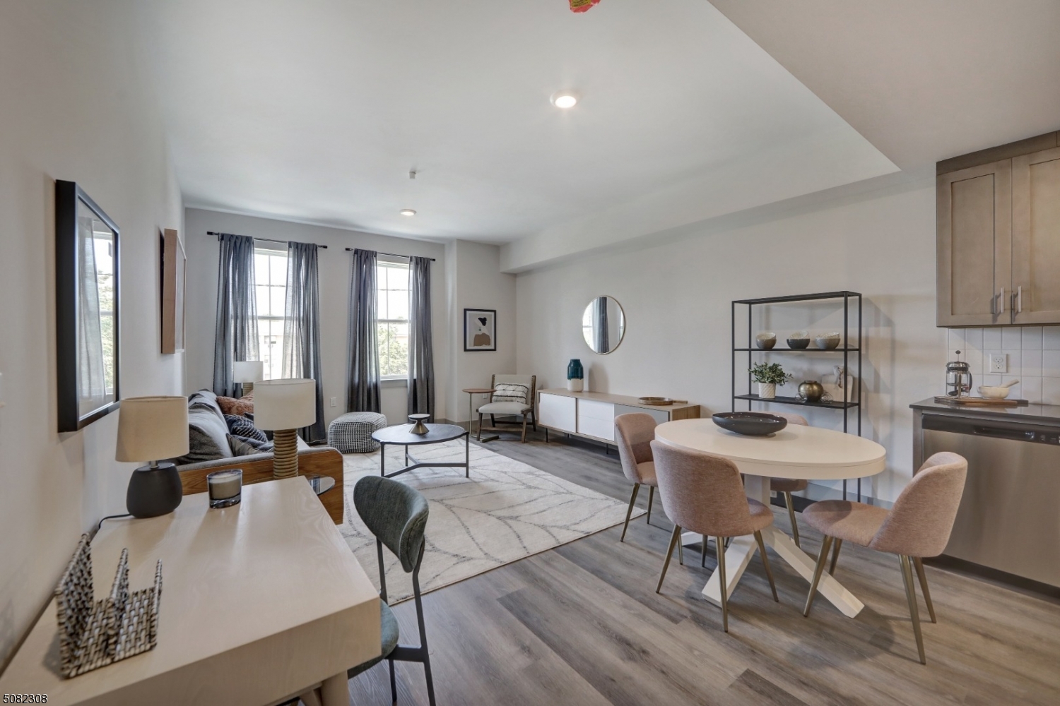 548 Franklin Ave Unit: 412