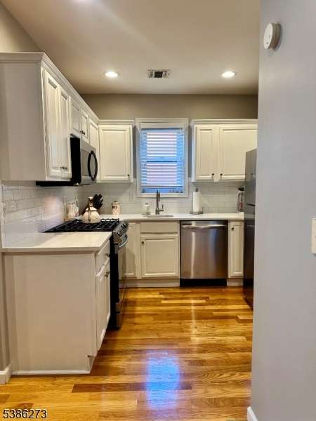 66 King St 2