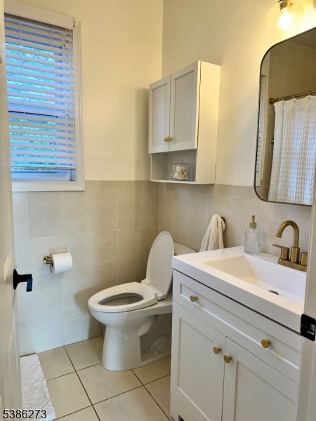 66 King St 2