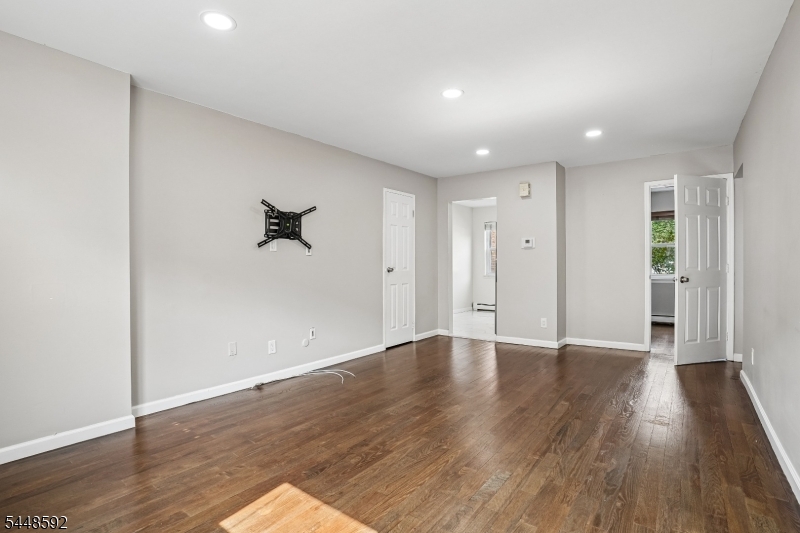 725 Joralemon St 127