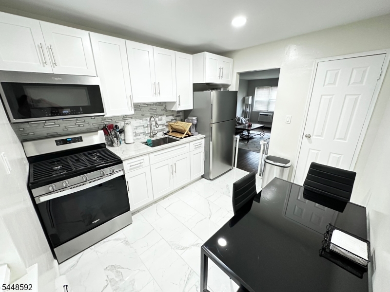 725 Joralemon St 127