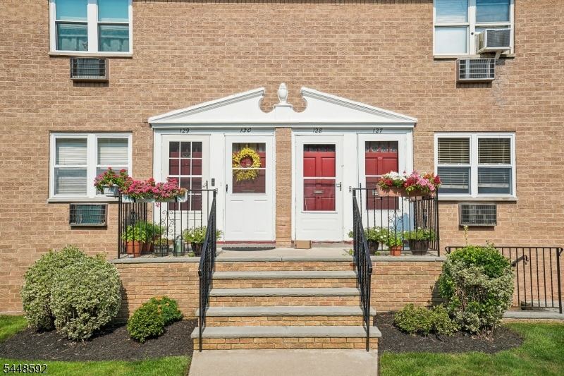 725 Joralemon St 127
