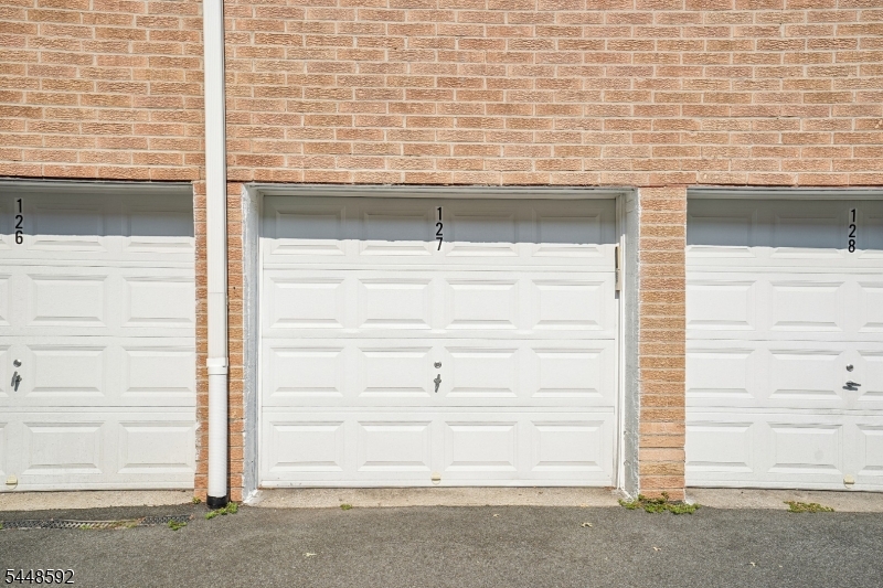 725 Joralemon St 127