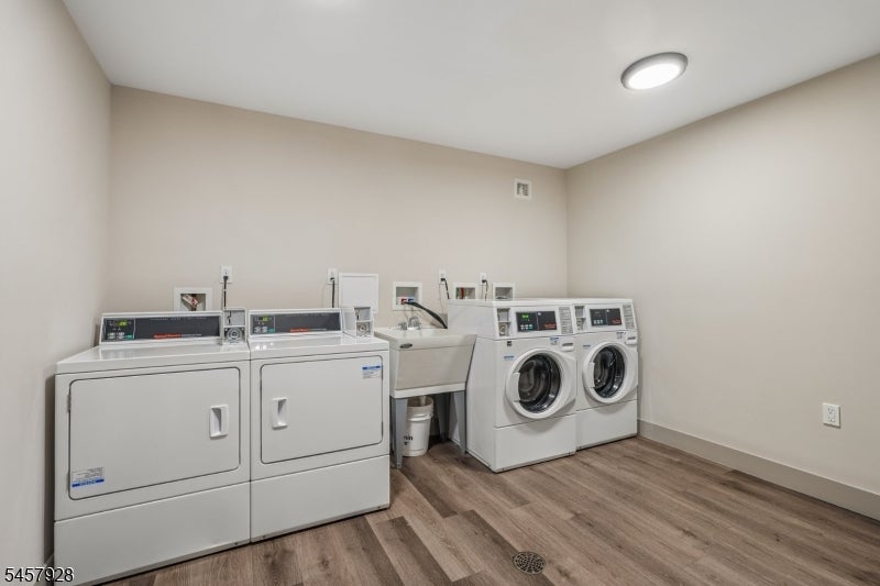 548 Franklin Ave 317